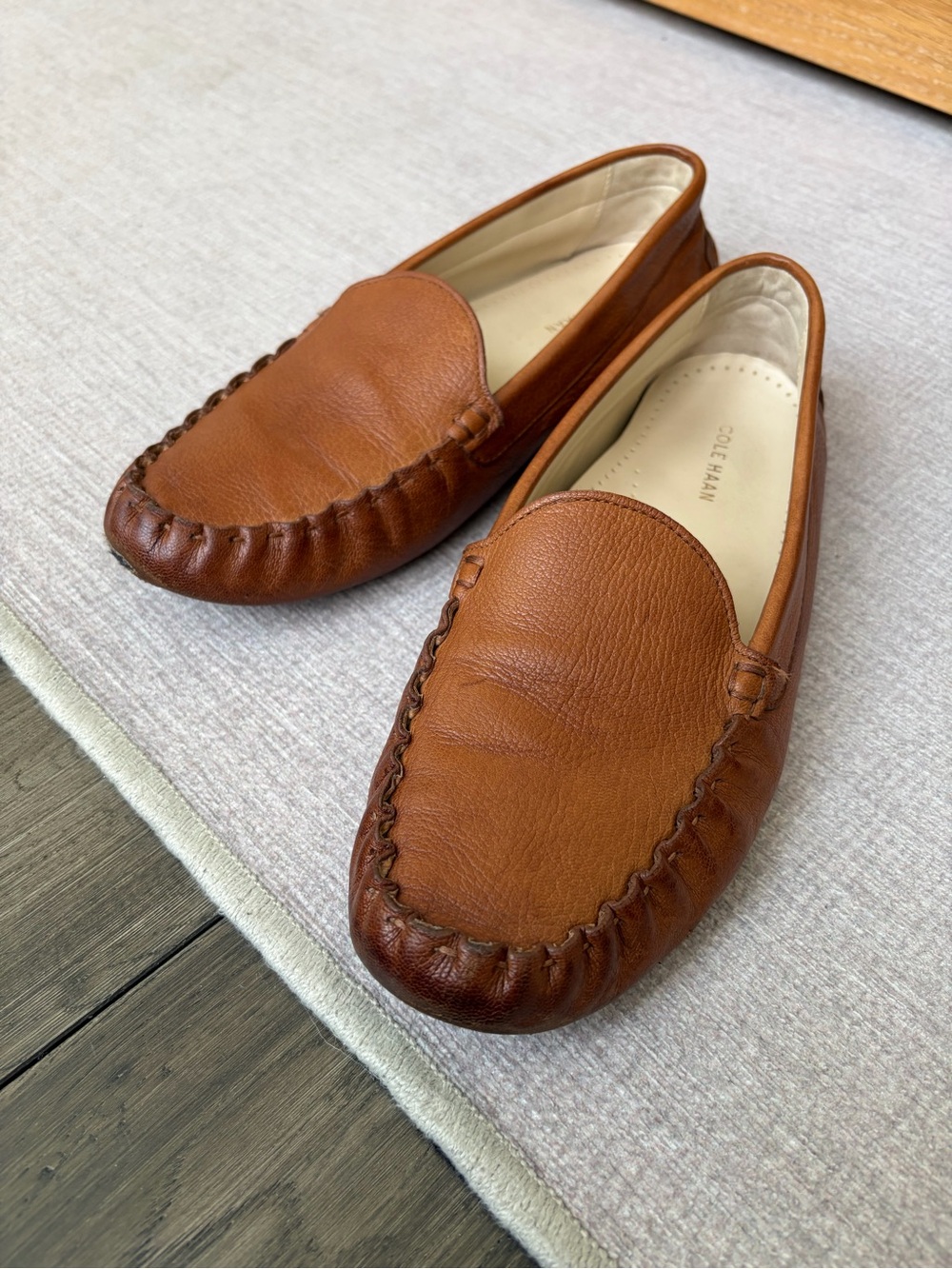 Cole Haan Evelyn Driver Women's Tan Leather Moccasin Loafer, US 9 B